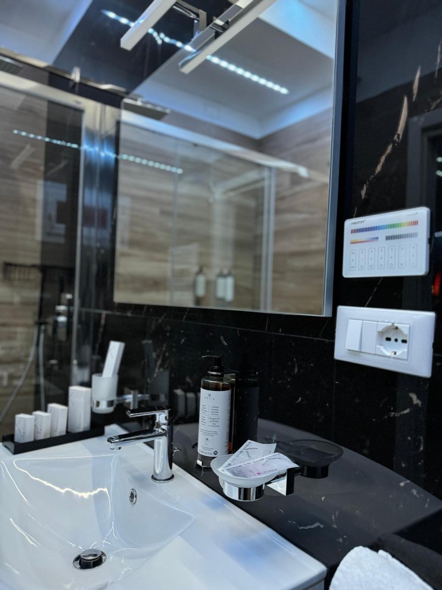Le Suite Piazza Nuova Фоджиа Экстерьер фото