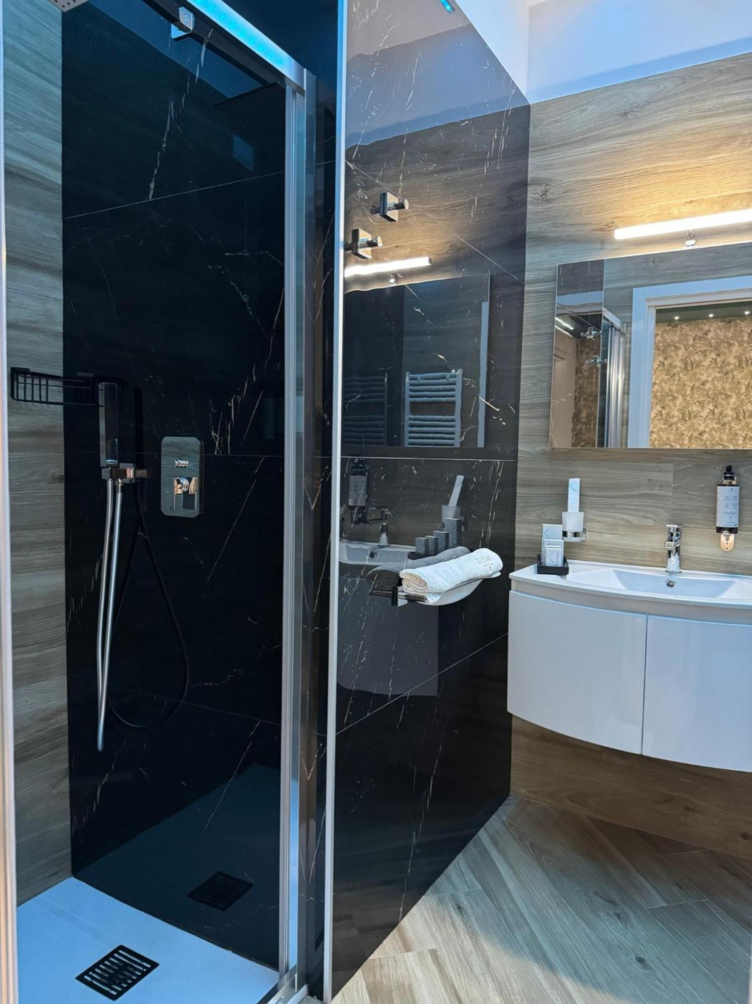 Le Suite Piazza Nuova Фоджиа Экстерьер фото